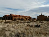 La Estación (abandonada), Ojos Negros